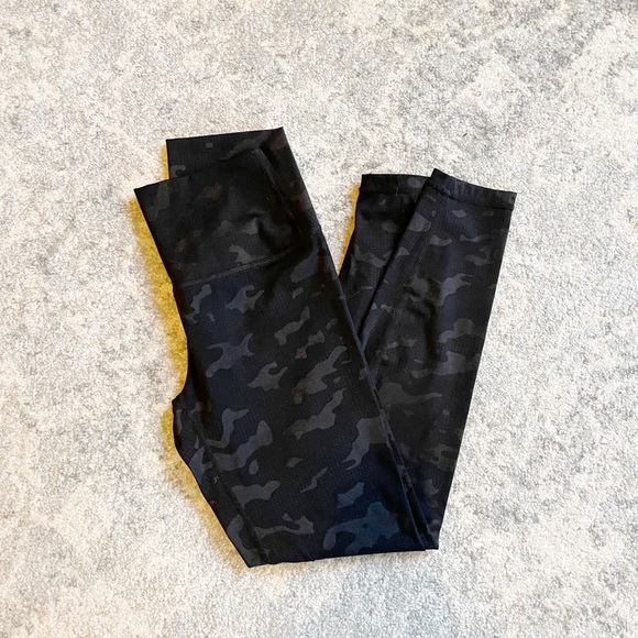 Battleship Camo Luxe Leggings Size 